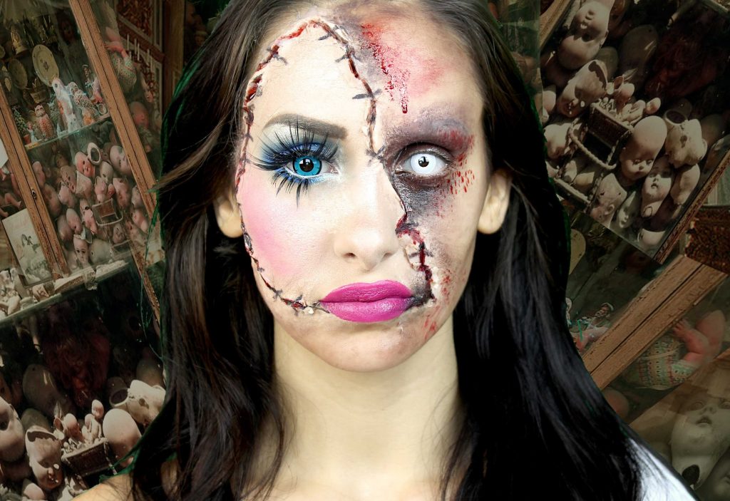 Creepy Halloween Makeup Ideas for Girls 20